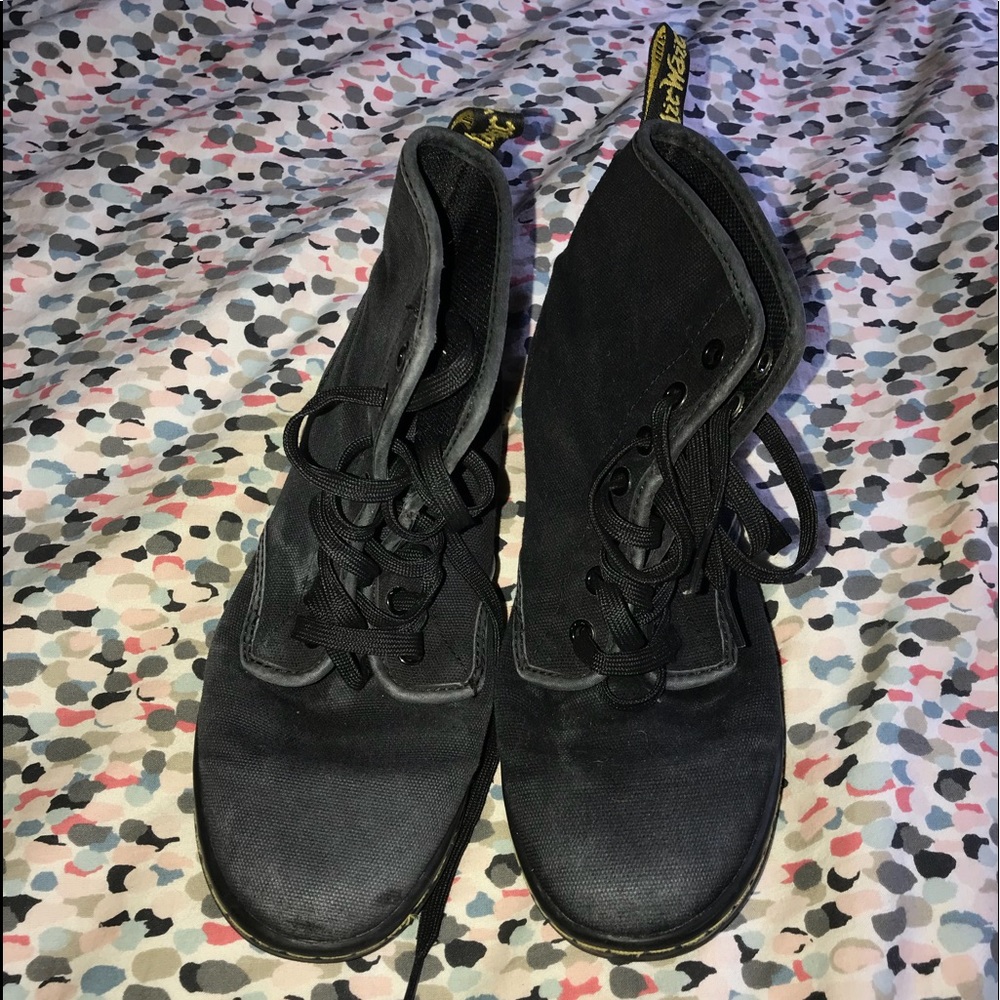 Canvas Dr. Martens
